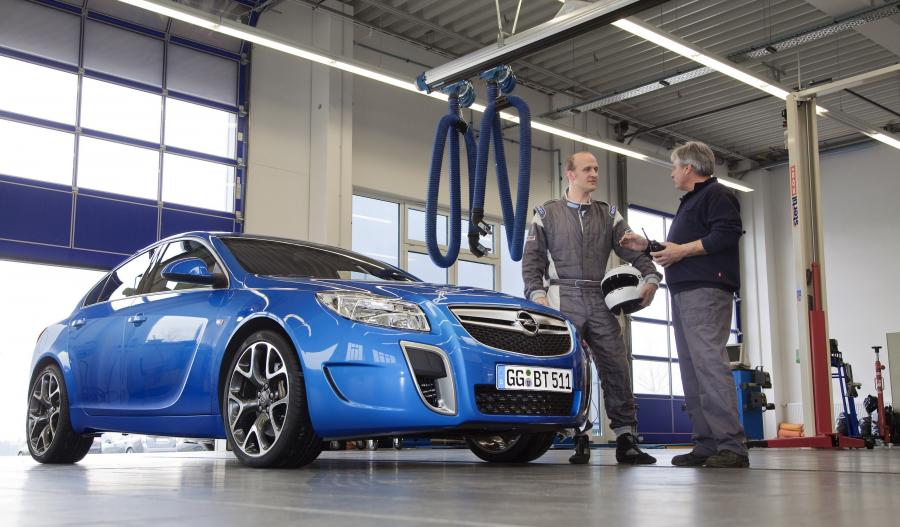  Opel Insignia OPC 2009 года  (фото 56 из 57)